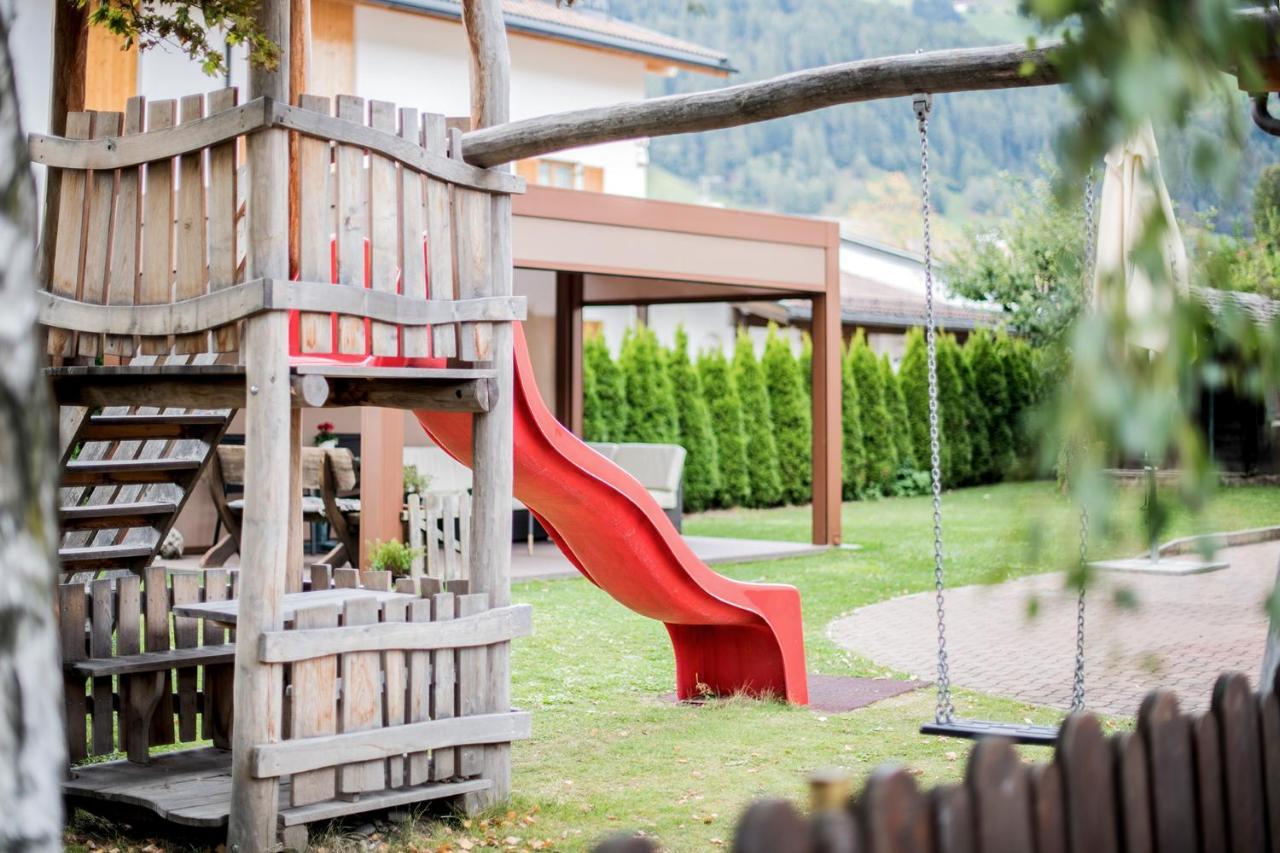 Hotel Sterzinger Moos エクステリア 写真
