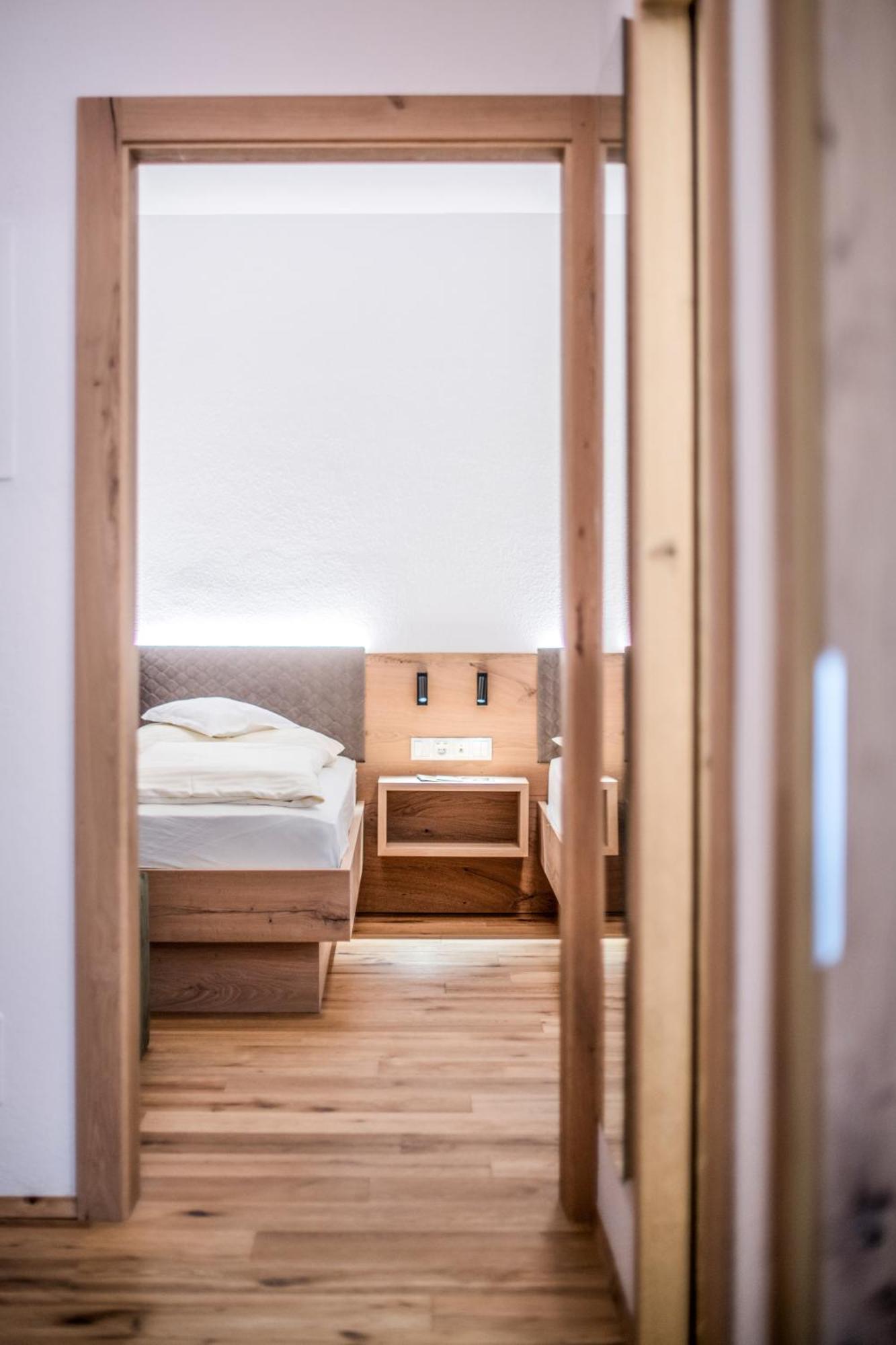 Hotel Sterzinger Moos エクステリア 写真